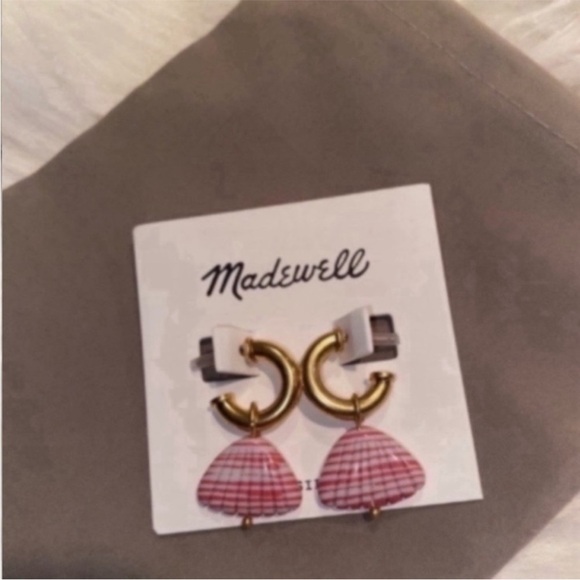 Madewell White Stone Seashell Shell Charm Mini Gold-Tone Hoop Earrings - Picture 3 of 8